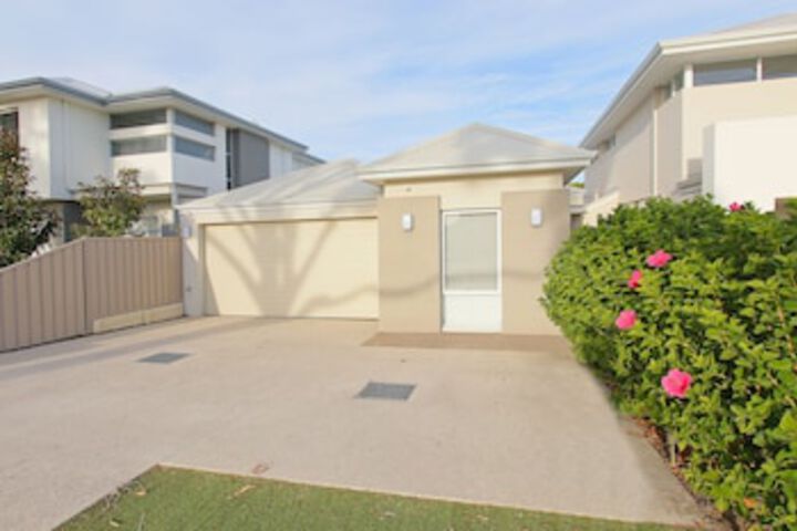 Booragoon WA Sydneys Hotel