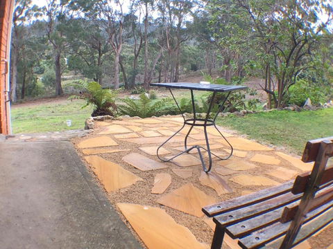 REBS BatB - Sydneys Hotel 6