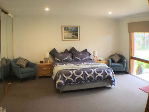 REBS BatB - Sydneys Hotel 4