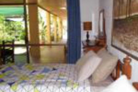 Shady Grove B & B - Sydneys Hotel 0