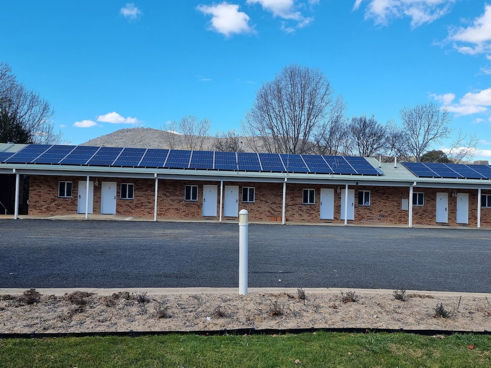 Tumbarumba NSW Sydneys Hotel