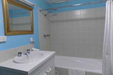 Kirwan Apartments 5 - Sydneys Hotel 5