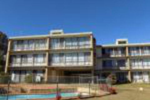 Kirwan Apartments 5 - Sydneys Hotel 0