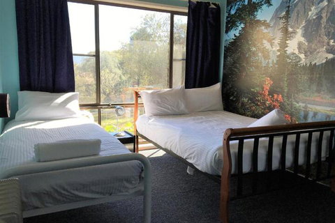 Kirwan Apartments 5 - Sydneys Hotel 2