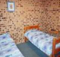 Twin Seasons 2 Private Holiday Apartment - Sydneys Hotel