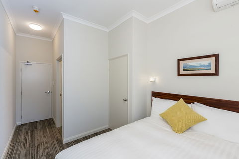 Gallery Hotel - Sydneys Hotel 2
