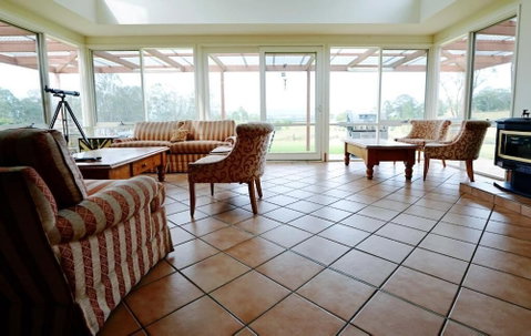 Rothbury Escape - Sydneys Hotel 5