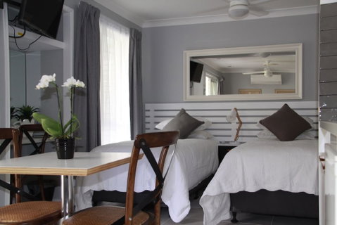 Paperbark Bed & Breakfast - Sydneys Hotel 0