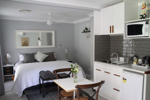 Paperbark Bed & Breakfast - Sydneys Hotel 4