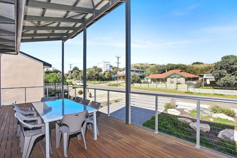 RiverSea Goolwa Beachhouse WiFi Pet Friendly - Sydneys Hotel 6