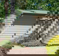 Berri Riverside Holiday Park - Sydneys Hotel