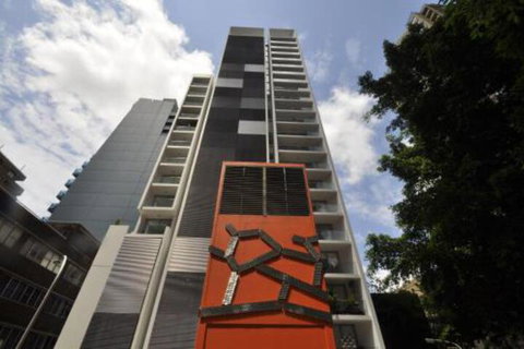 Sydney 1 Bed Modern Self Contained Apartment (402ALB) - Sydneys Hotel 0