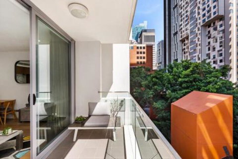 Sydney 1 Bed Modern Self Contained Apartment (402ALB) - Sydneys Hotel 4
