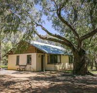 Wyadup Brook Cottages - Sydneys Hotel
