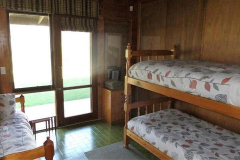 Gunyah Valley Retreat - Sydneys Hotel 2