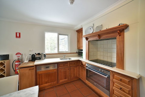 Inala 3 - Sydneys Hotel 2