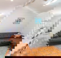 Ingenia Holidays Soldiers Point - Sydneys Hotel