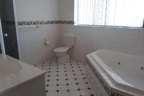 Acacia Apartments - Sydneys Hotel 4