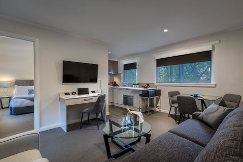 Crest On Park - Sydneys Hotel 4