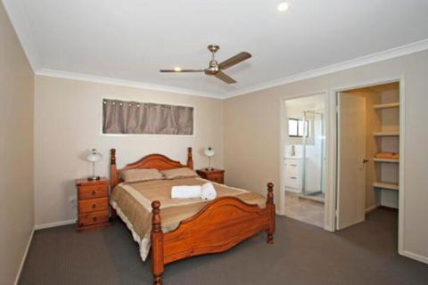 Agnes Retreat - Sydneys Hotel 4