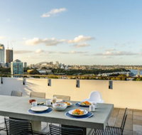 Sydney East Luxury Apartment - Sydneys Hotel