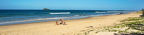 Marcoola House Pet Friendly Sunshine Coast - Sydneys Hotel 3