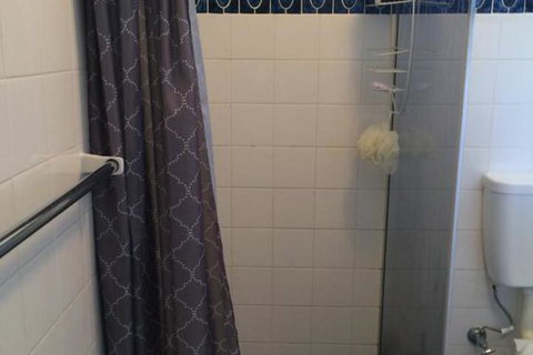 FOREST Inn - Sydneys Hotel 2