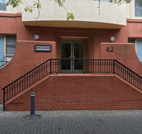 City Escape 3BD in Adelaides East End 5 - Sydneys Hotel