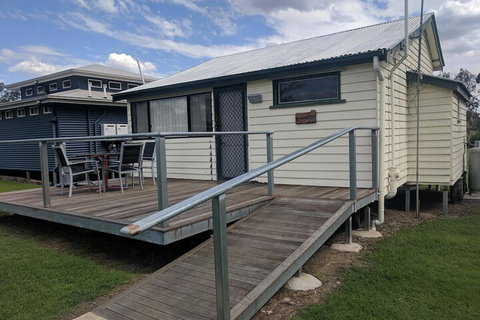 The Woolshed At Jondaryan - Sydneys Hotel 4