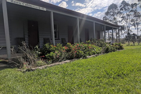The Woolshed At Jondaryan - Sydneys Hotel 1