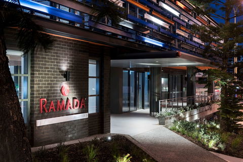 Ramada VetroBlu Scarborough Beach - Sydneys Hotel 0