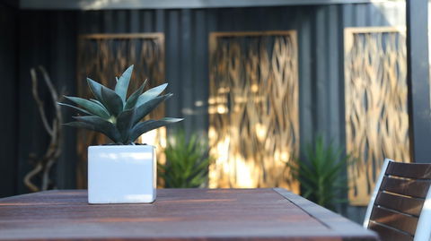 Irongate Studio - Sydneys Hotel 0