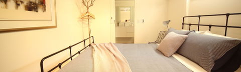 Irongate Studio - Sydneys Hotel 3