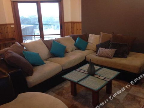 Peace & Tranquility With An Ocean View - Sydneys Hotel 5