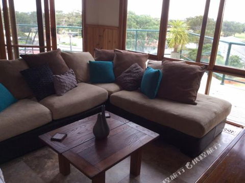 Peace & Tranquility With An Ocean View - Sydneys Hotel 0