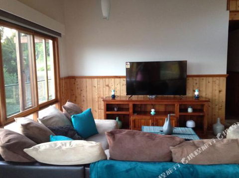 Peace & Tranquility With An Ocean View - Sydneys Hotel 4