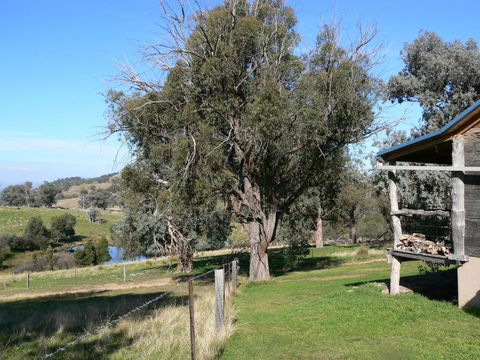 Gaddleen Grove Cottages - Sydneys Hotel 6