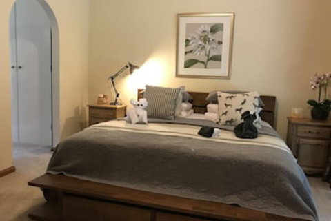 Helen's Homestead - Sydneys Hotel 0