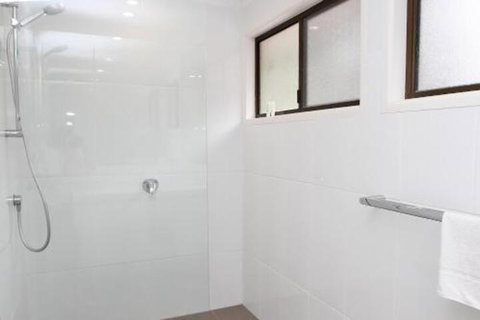 Ouyamunna House - Sydneys Hotel 3