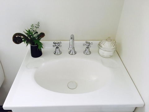 Twamley Farm - Sydneys Hotel 2