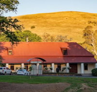 Brigham House - Sydneys Hotel