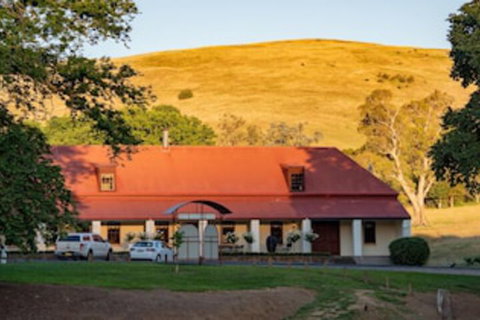 Brigham House - Sydneys Hotel 0