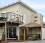 Island Daze Surf Beach Phillip Island - Sydneys Hotel