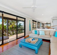 Apricari oasis by the sea - Sydneys Hotel