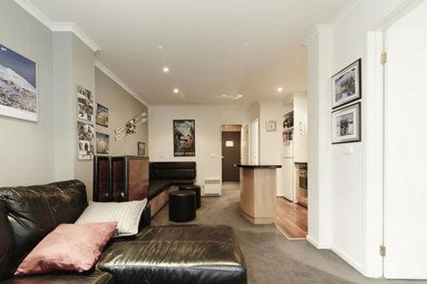 Valley View 203 - Sydneys Hotel 2