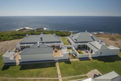 Lavender Vale Cottages - Sydneys Hotel 3
