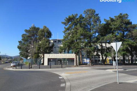 Beachside Rest - Sydneys Hotel 6