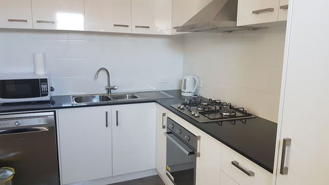 Luxuary Apartment Near Airport - Sydneys Hotel 3