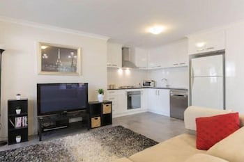 Luxuary Apartment Near Airport - Sydneys Hotel 2