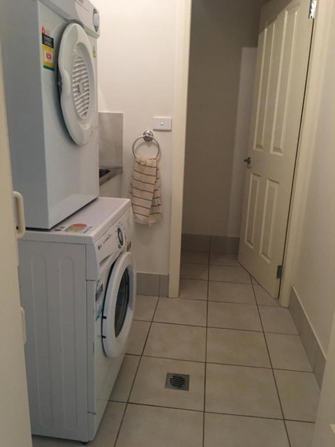 Travers Street Apartment - Sydneys Hotel 1